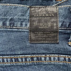 Zara man jeans - USA 32 - like new